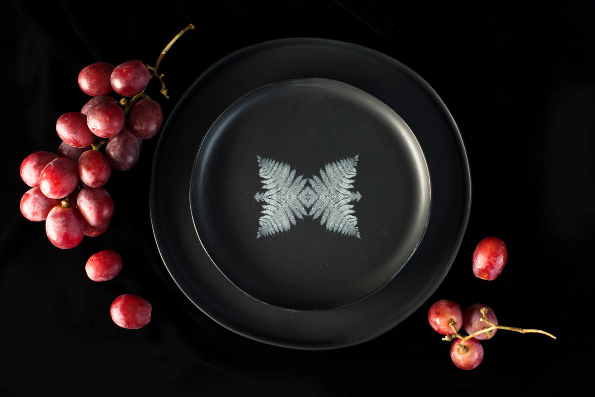 Wolf design medium plate - black handmade Adarbakar ceramics 